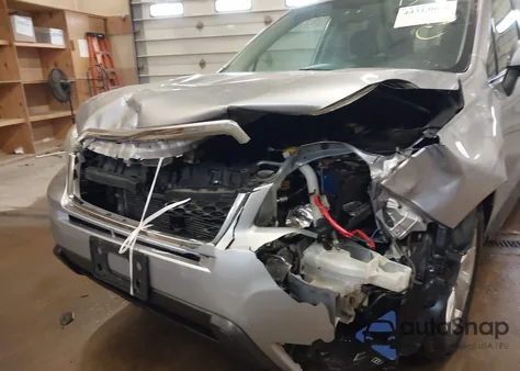 2014 Subaru Forester 2.5I Premium из США, поврежденный, VIN JF2SJAECXEH431129